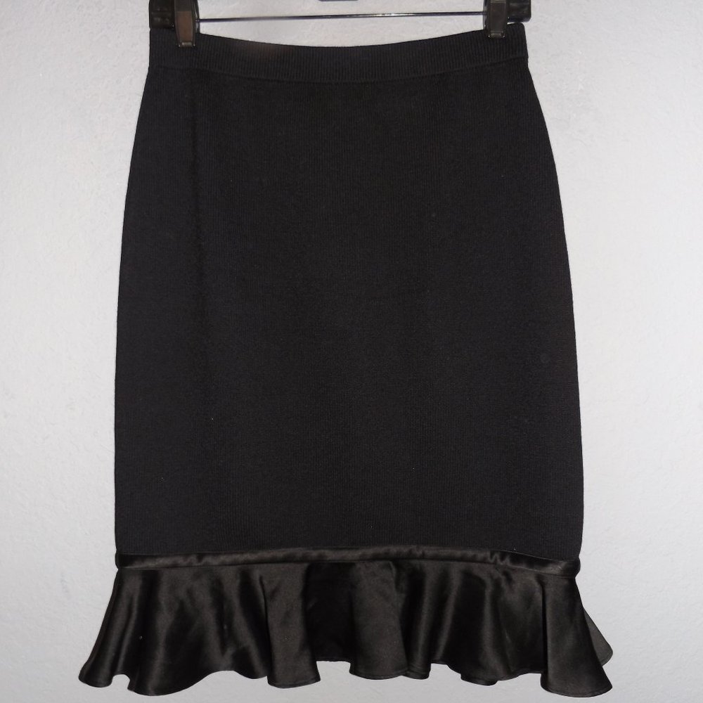st. john black knit skirt ruffle hem/sz 6/